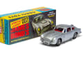 James-Bond-Fahrzeuge haben bei Corgi eine lange Tradition. Hier das erste Agenten-Auto von 007, der Aston Martin DB5 in 1:43 aus den Sechzigern. ] Foto: Corgi