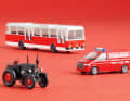Für die Freunde der Spur N kommen Mercedes- Omnibus O!305, Lanz Bulldog und der VW T5 in Feuerwehr- Uniform