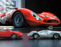 Vor dem Ferrari-Original des 330P4/412P parken der 348 TS von Wiking und das Prototypen-Modell aus dem 3D-Drucker