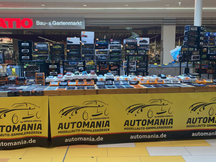 Die Automania macht auch in diesem Jahr die Retro Classics Bavaria wieder für die Modellautofans zu einem noch attraktiven Ziel und offeriert in Nürnberg ein reichhaltiges Angebot]