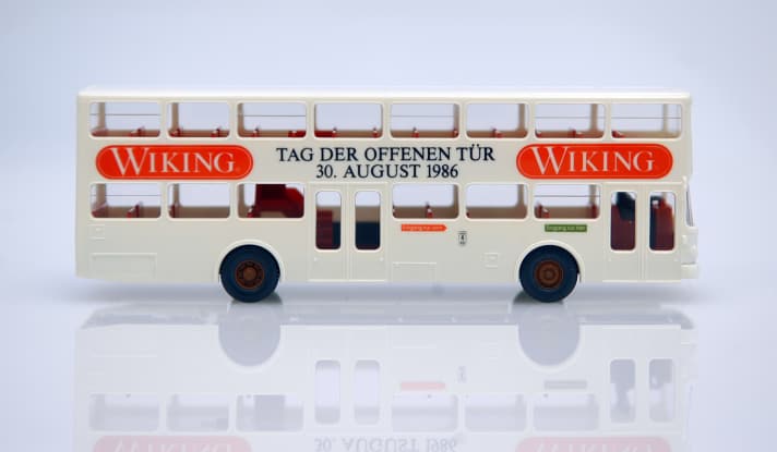 Auch dieser weiße Doppeldeckerbus von Wiking gehört zur Geschichte unseres Autors Ulrich Biene. Das weiße Sondermodell zählt zu den absoluten Raritäten aus dieser Ahnengalerie.]