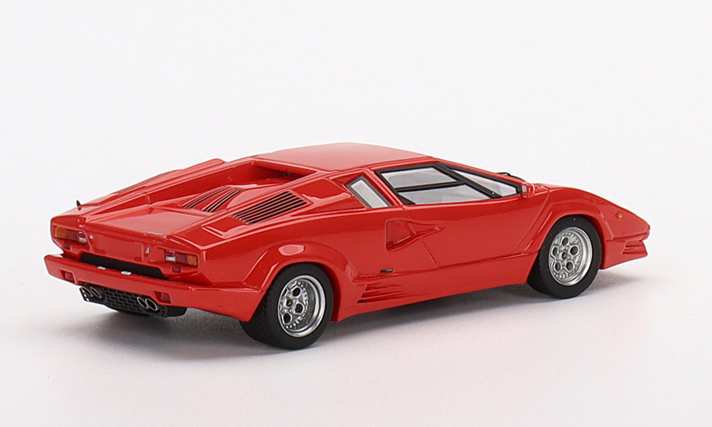 Die nur dem 25th Anniversary vorbehaltenen flachen und rechteckigen Rückleuchten hat True Scale Miniatures beim seinem Countach-Modell in 1:43 originalgetreu umgesetzt ]