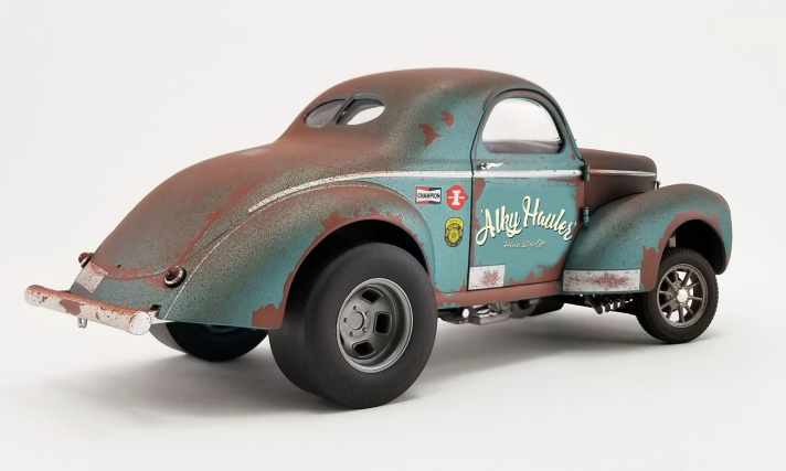 Auch ein verrosteter Rücken kann den Fan eventuell entzücken, sogar im Maßstab 1:18. Das beweist der “Alky Hauler” von ACME Die-Cast eindrucksvoll. Liefertermin: Februar 2022