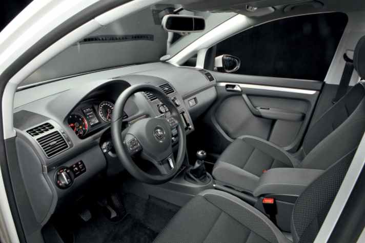   Vergleichstest: VW Caddy vs. Touran 1.2 TSI 105 PS