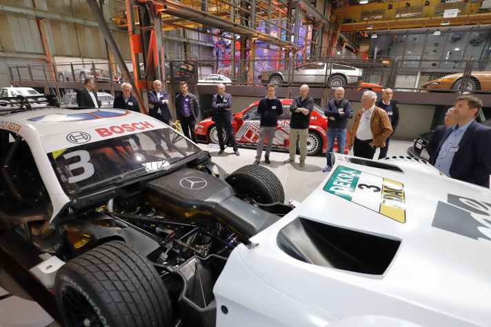 Im Nationalen Automuseum kürte MODELL FAHRZEUG in diesem Jahr die Sieger aus der Leserwahl zum Modellfahrzeug des Jahres 2023. Alle Sieger-Modelle zeigt unser Bericht. Foto: Tomas Liebig