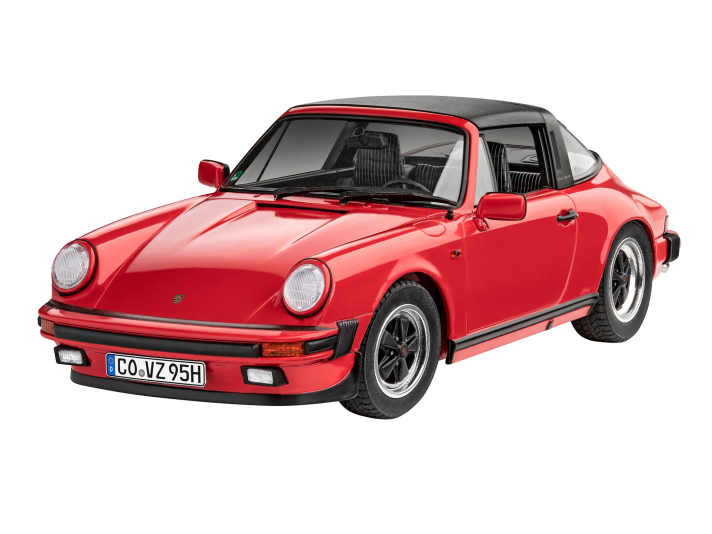 Für die Bausatzfans ist der Maßstab 1:24 international der Wichtigste. In dieser Kategorie O, Pkw siegte der Porsche 911 Targa (G-Modell) von Revell in diesem Jahr ]Foto: Werk