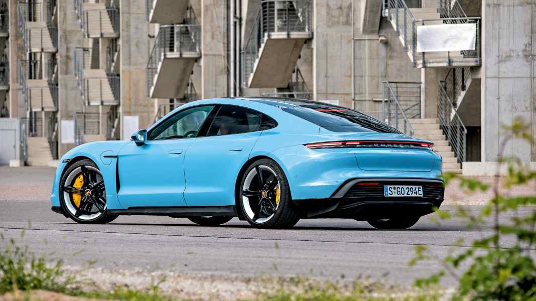 Fahrbericht Porsche Taycan: Blau, Mann!