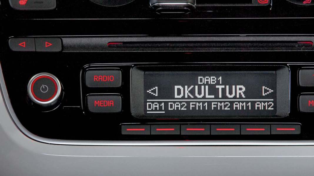 Bauplan: Radio RCD215 DAB+ - DAB+ im VW Up!