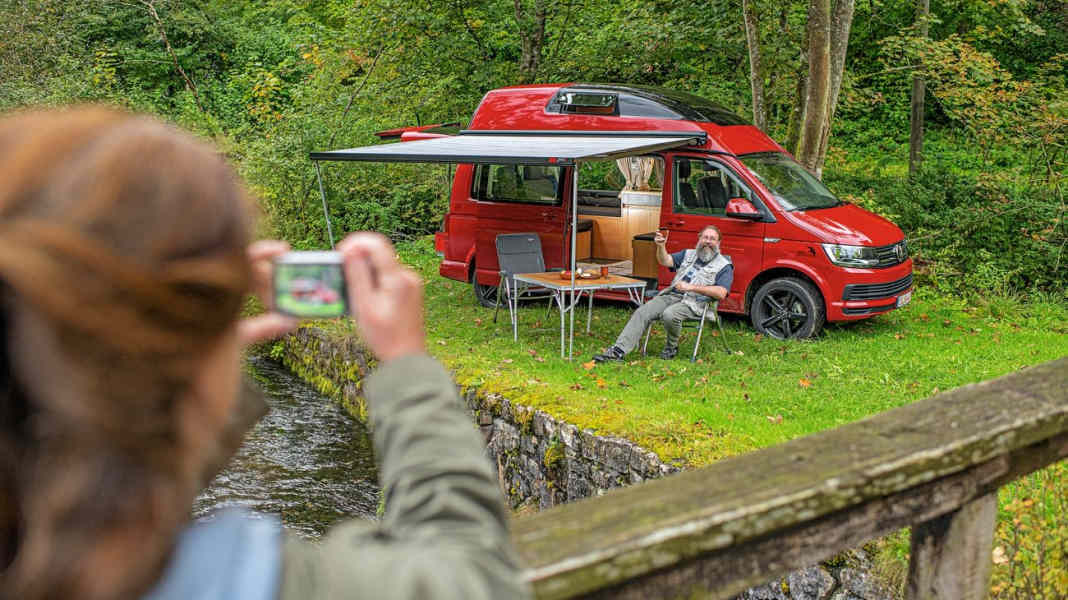 Camping-Test: Dipa Falke VW T6 - Der Wanderfalke