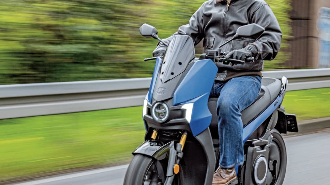 Seat MÓ 125 Performance: E-MÓ bilität
