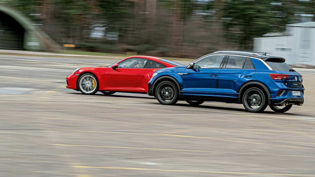 Porsche 911 Carrera vs. VW T-Roc R: Hauptsache Spaß!