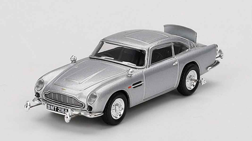 For Your Eyes Only: Mini GT startet seine James-Bond-Serie in 1:64