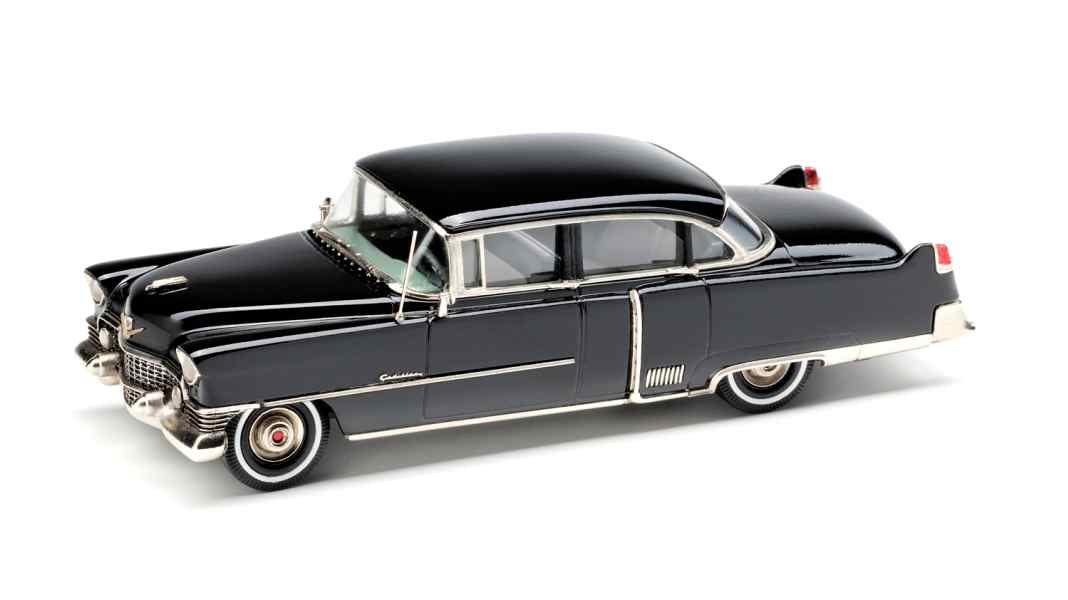 Das große Schwarze: Brooklin Models baut schwere Cadillac-Limousine in 1:43