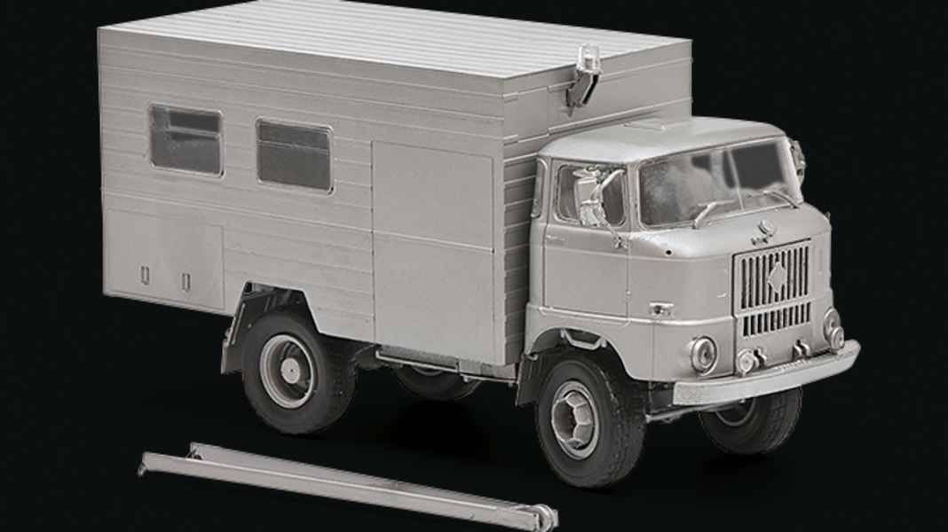 Der Feldarbeiter: IFA W50 von Schuco in 1:32