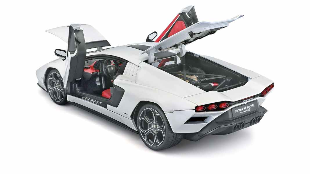 Weiß und Wow: ’21 Lamborghini Countach LP 800-4 von Maisto in 1:18