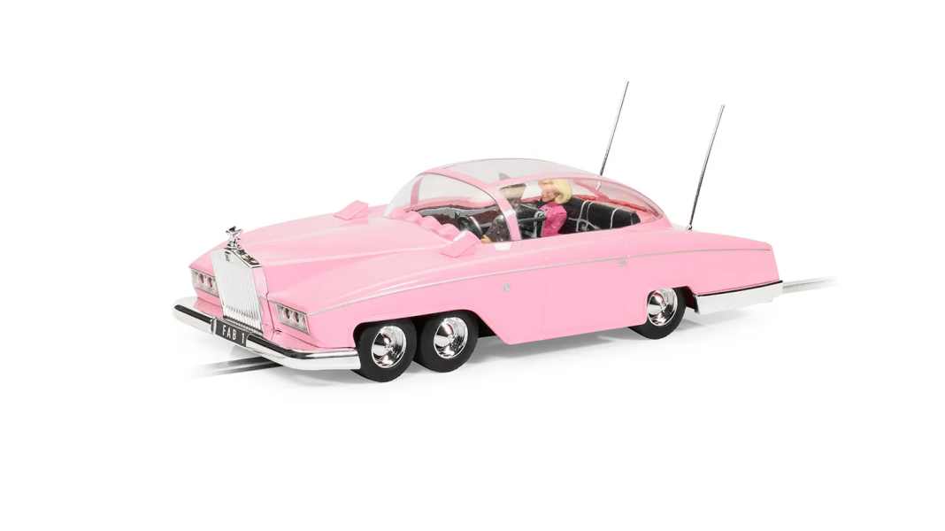 Scalextric bringt den Sechsrad-Rolls-Royce von Lady Penelope in 1:32