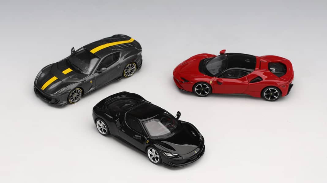 BBR rollt drei neue Ferrari-Modelle aus der Box – in 1:64 und aus Die Cast