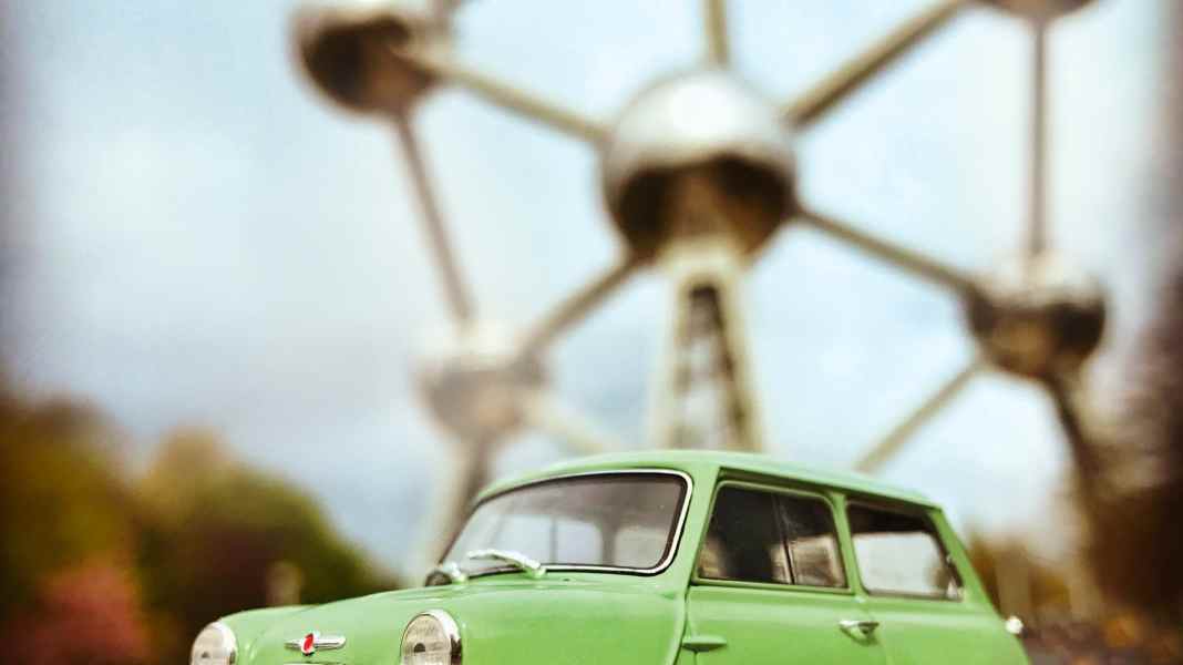 Austin Mini von Minichamps in 1:43 – Kernspaltung