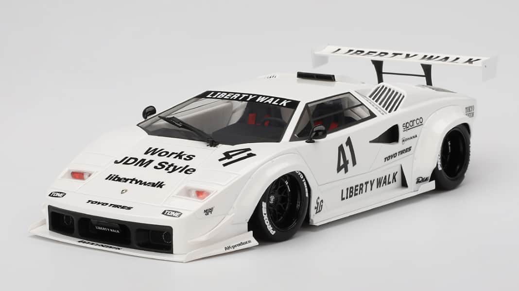 Top Speed kündigt diesen Krawall-Countach in 1:18 aus Resine an