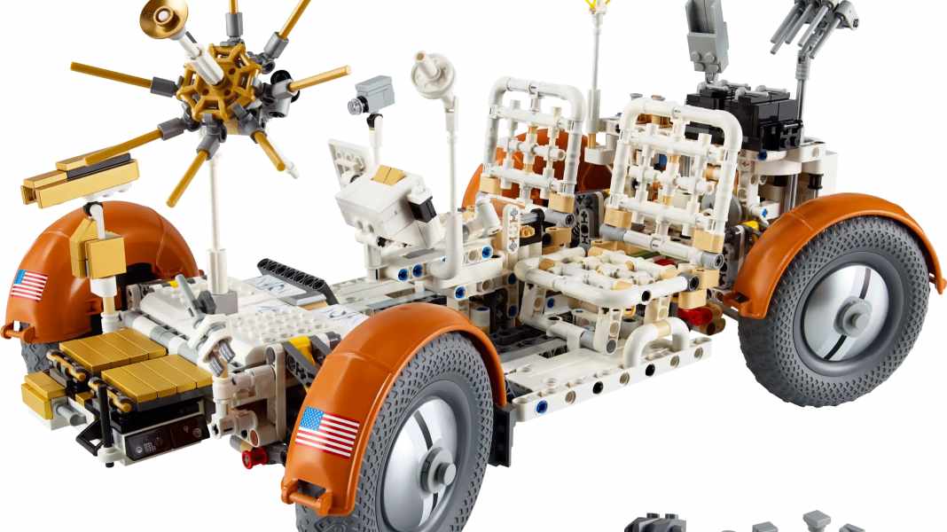 Das Auto für den Trabanten: Lego baut Lunar-Mobil in 1:8 aus 1913 Klötzen nach!