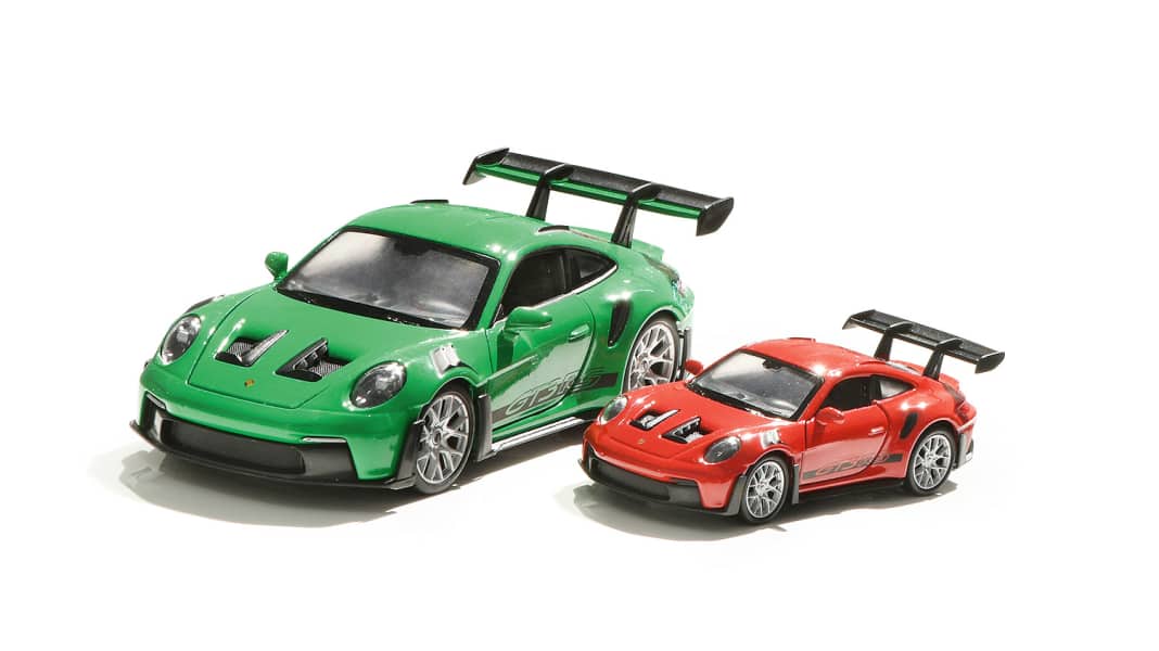 WELLY Porsche 911 GT3 RS Benz 2台セット ウェリー Bürzel & Brett: Porsche 911 (992) GT3 RS von Welly in 1:38 & 1:24