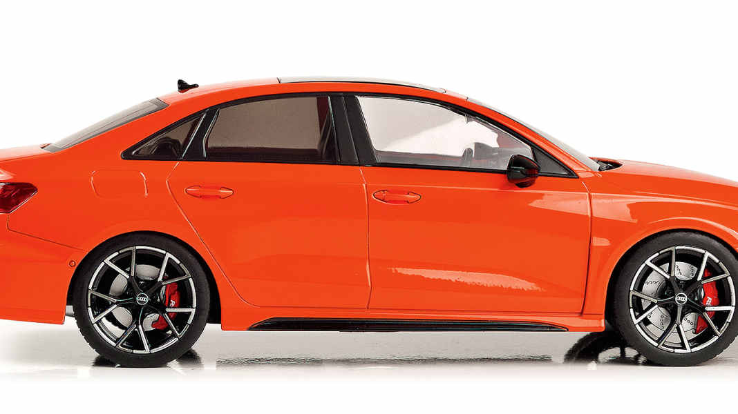 Fünf, vier, RS3: Audi RS3 von MCG in 1:18