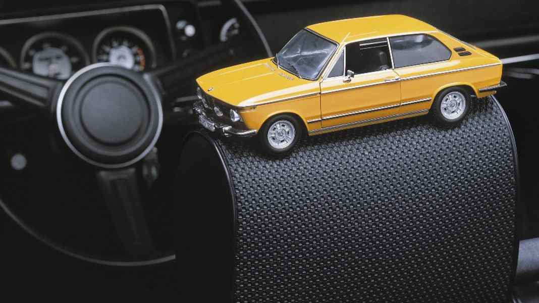 Autoarts 02er-Trio – Drei BMW 02er von Autoart in 1:18