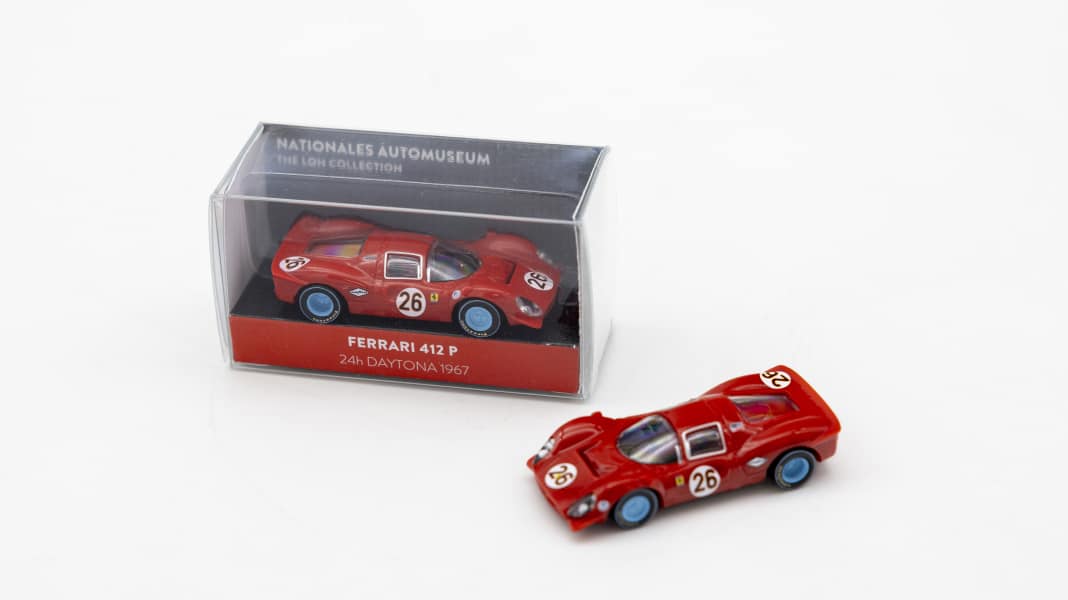 Diese beiden Hammer-Ferrari von Wiking für das NAM starten in H0 durch!