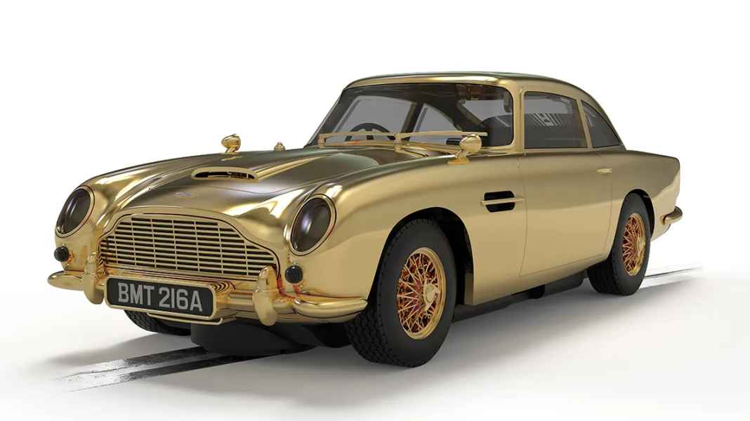 Scalextric bringt Kino- und TV-Renner für die Schlitzpiste in 1:32