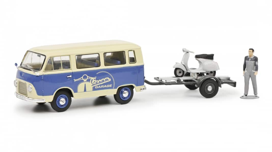 Schuco aus Fürth: Wenn ein Ford dem Vespa-Roller in 1:43 hilft