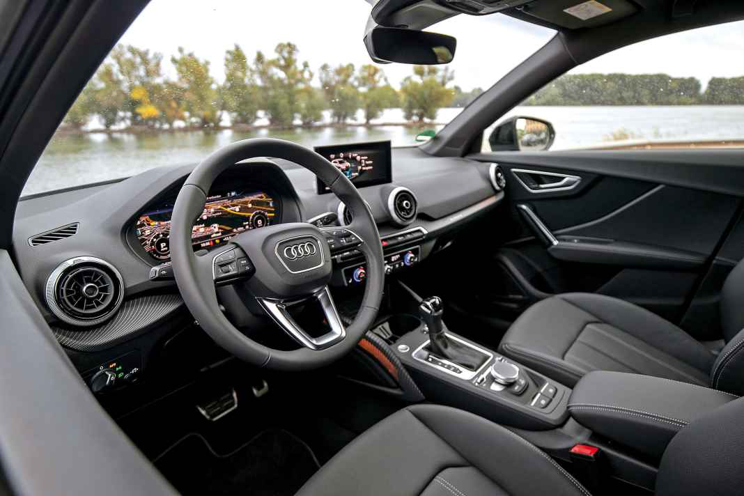 Wie von Audi gewohnt ist der Instrumententräger auch im Q2 übersichtlich und ergonomisch ausgerichtet
