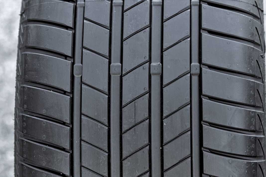Bridgestone Turanza T005