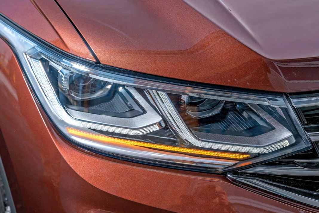 LED-Scheinwerfer sind beim Tiguan Standard, Matrix-Licht mit dynamischem Fernlichtassistent kostet 615 Euro extra