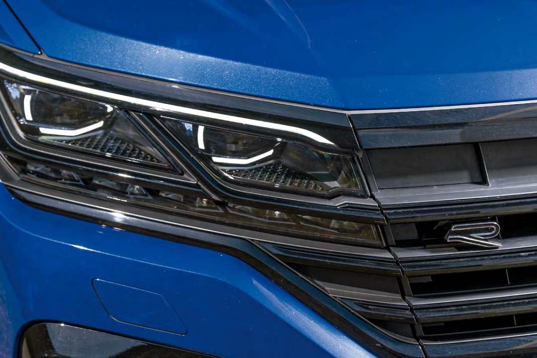 IQ.Light mit diversen Lichtfunktionen und den famosen Matrix- LED-Scheinwerfern für blendfreies Fernlicht kostet 2.050 Euro extra