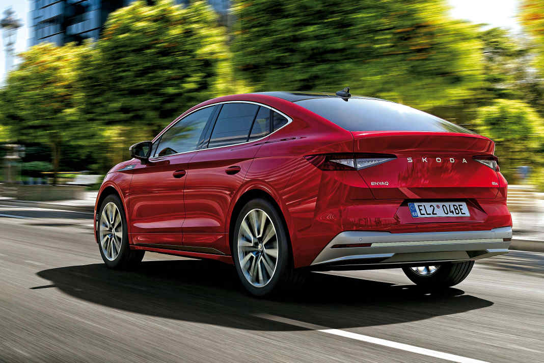 Neben dem praktischen Enyaq SUV ist auch das feine Coupé in der neuen Top-Ausstattungslinie Laurin & Klement konfigurierbar