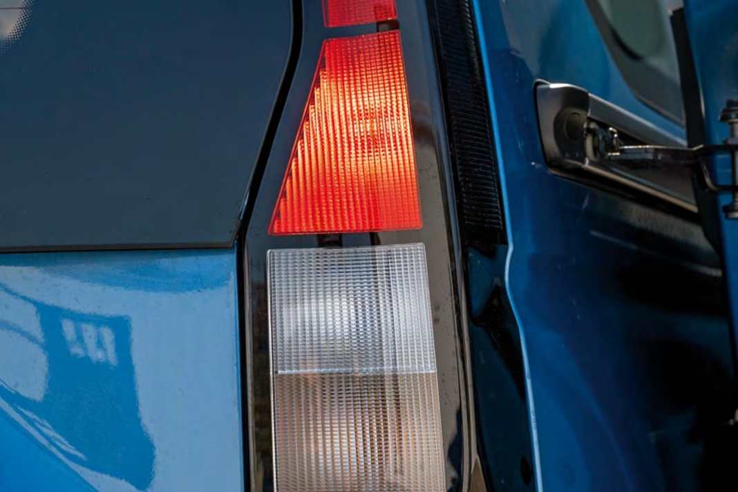 Sicher, die LED-Rückleuchten punkten mit peppigerem Design. Die Standardpendants (Foto) reichen aber vollkommen aus