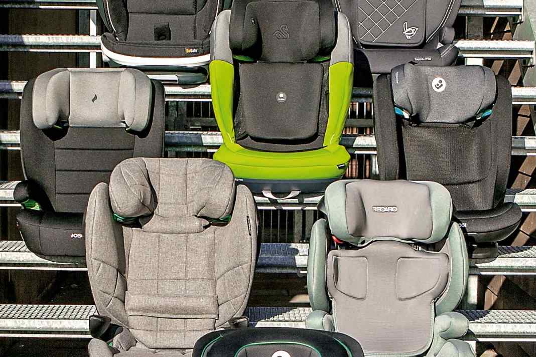 Gestatten – elf Sitzerhöhungen mit Rückenlehne der Klasse 100 bis 150 cm Körpergröße: Lionel, Avionaut, Recaro, Osann, Maxi-Cosi, Swandoo, BeSafe, Avova, Graco, Nuna und Joie