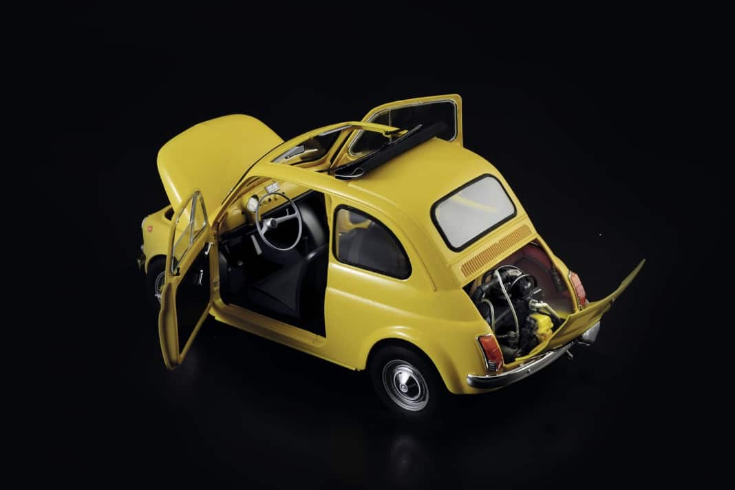 Ein Bild sagt mehr auf 1000 Worte: Italeris 500er-Kit in 1:12 strotzt geradezu vor Details