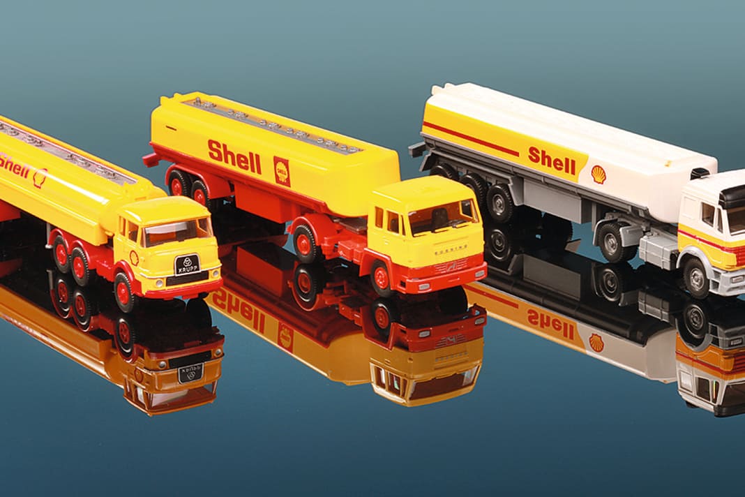 Egal ob Transporter, Pritsche, Aufsetzkipper oder Tankwagen, Fahrzeuge mit Shell- Logo ziehen sich als gelb-roter Faden durch das Wiking- Angebot in 1:87