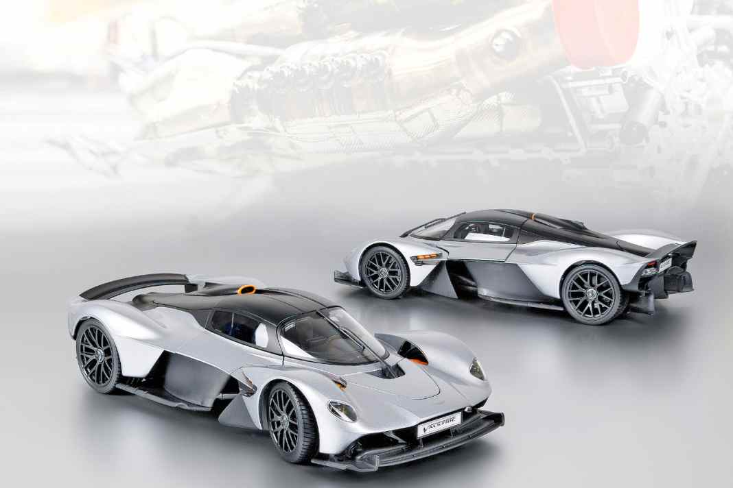 Satte 1155 PS haben beim Aston Martin Valkyrie leichtes Spiel mit nur 1435 Kilogramm Gewicht. Maisto/Bauers 1:18er wirkt so spektakulär wie das Original