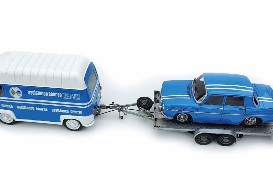 Star im Heller-Programm ist das Gordini-Set aus Renault Estafette, passendem Transportanhänger und R8 Gordini als 1:24-Kits ] Foto: Werk