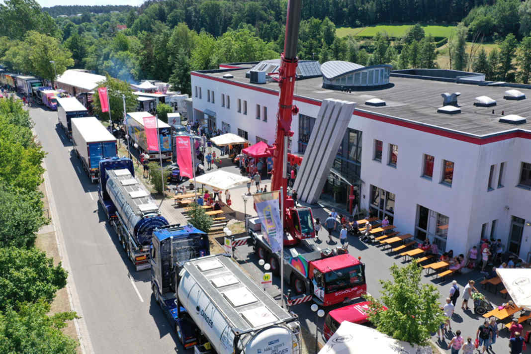 Der Tag der offenen Tür zeigt spektakuläre Lkw und lüftet in Dietenhofen viele Geheimisse
