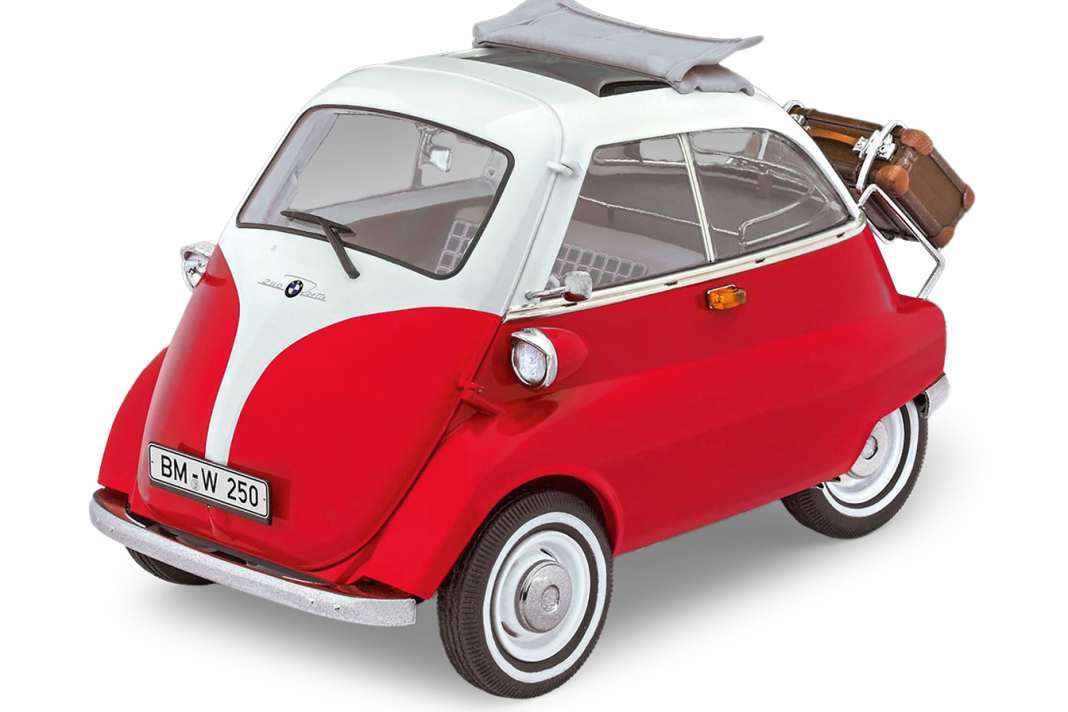 BMW Isetta Anniversary-Set von Revell in 1:16