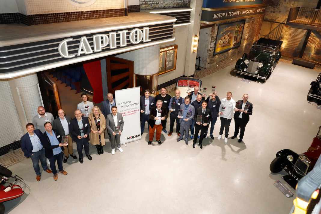 Das Bild mit allen Sieger im Nationalen Automuseum