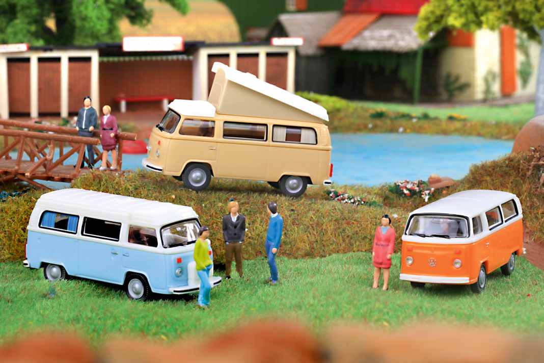 Die aktuellen VW T2b Westfalia-Camper...