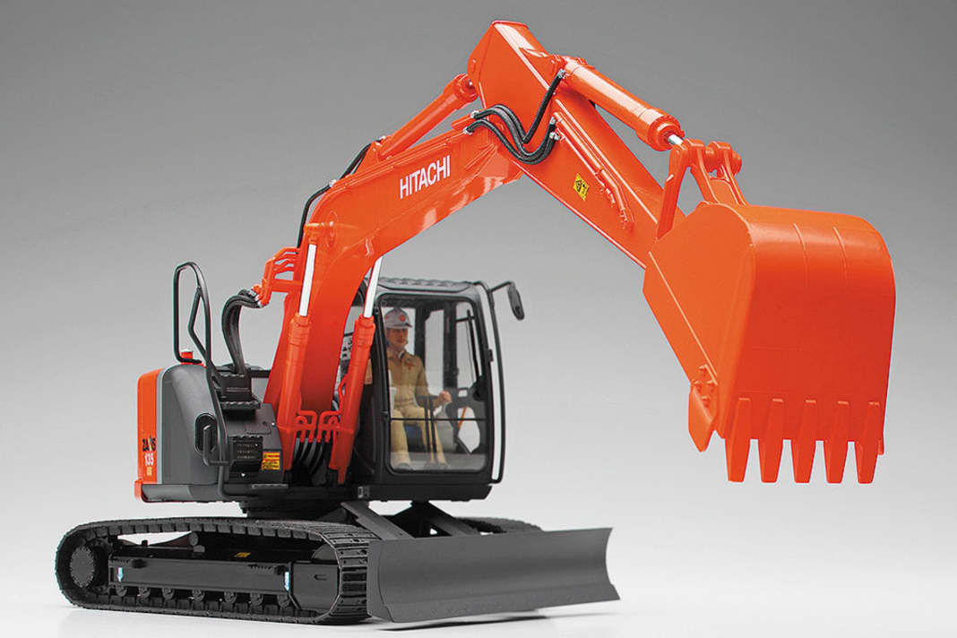 Aus dieser Perspektive ist der Hitachi von Hasegawa mit Löffel zu sehen