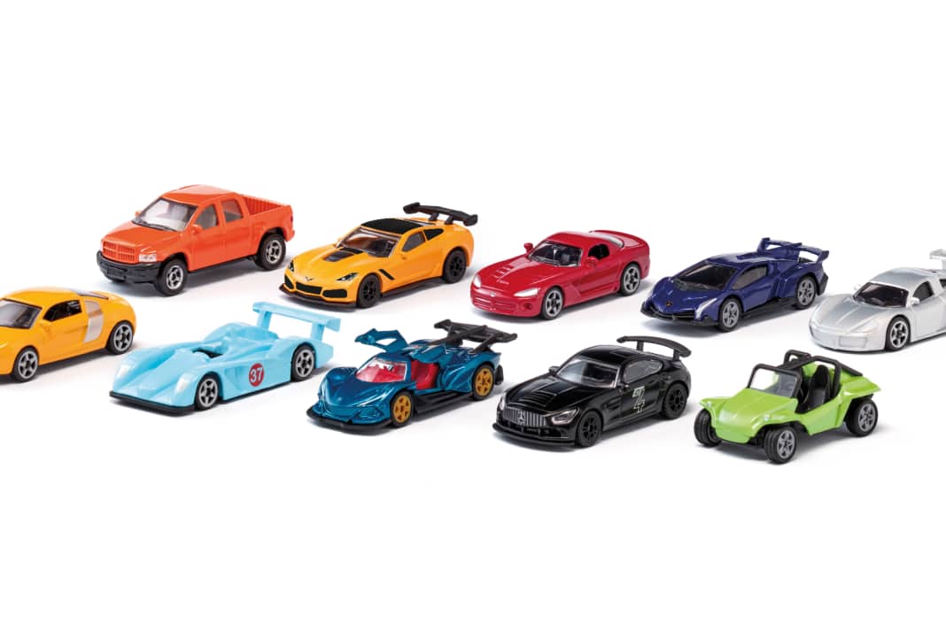 Bei diesem Siku-Set ist für ganz unterschiedliche Fans mindestens ein Traumwagen dabei