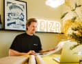 den Heizr-Events steckt viel Arbeit. Felix macht von Marketing über Merchandise und Orga alles selbst