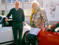 Peter Thonet (l.) und Ulf Möller teilen nicht nur die Leidenschaft für Design, sondern auch die für Porsche-Sportwagen