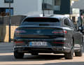Von hinten wirkt der Arteon Shooting Brake weniger wie ein klassischer VW, vielmehr wie ein Accessoires, das man gern betrachtet